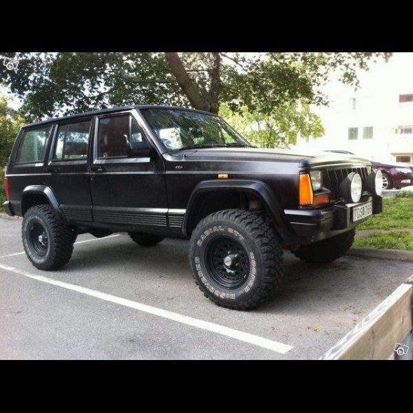 Jeep Cherokee sound effects recordings