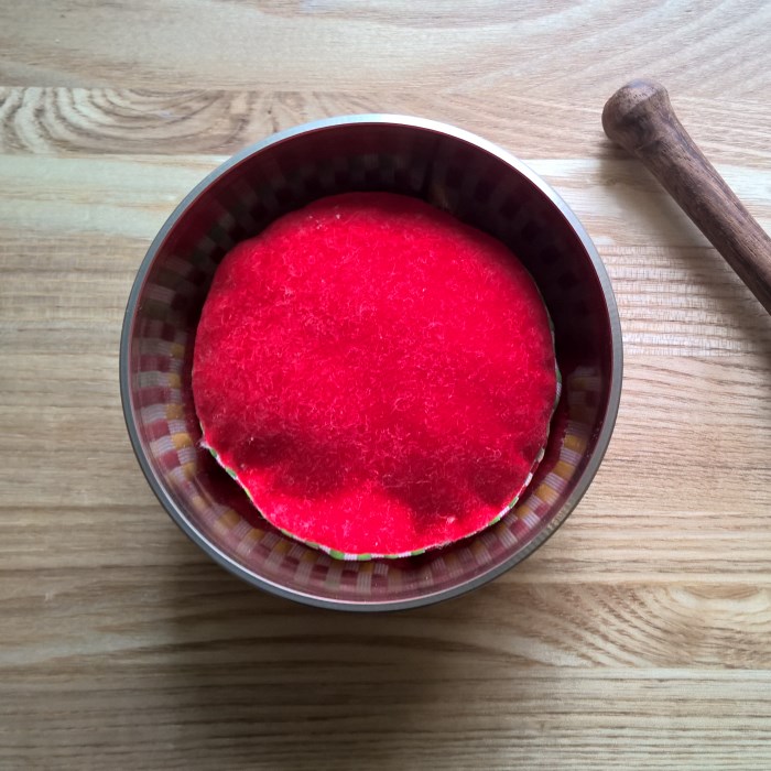 Singing bowl sound effects