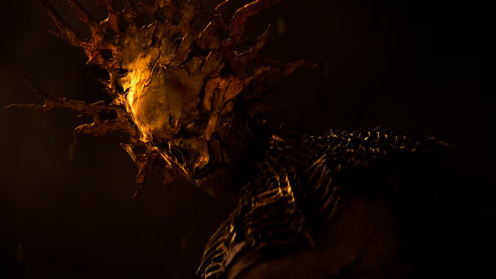 The Yellow King creature in Saros, lit from within